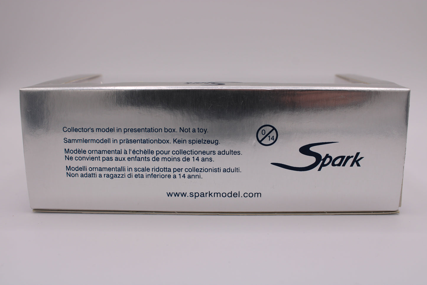 Jaguar XJR 8 "Silk Cut" #6 - Le Mans 1987 - Spark S0760 - 1/43 Scale Model