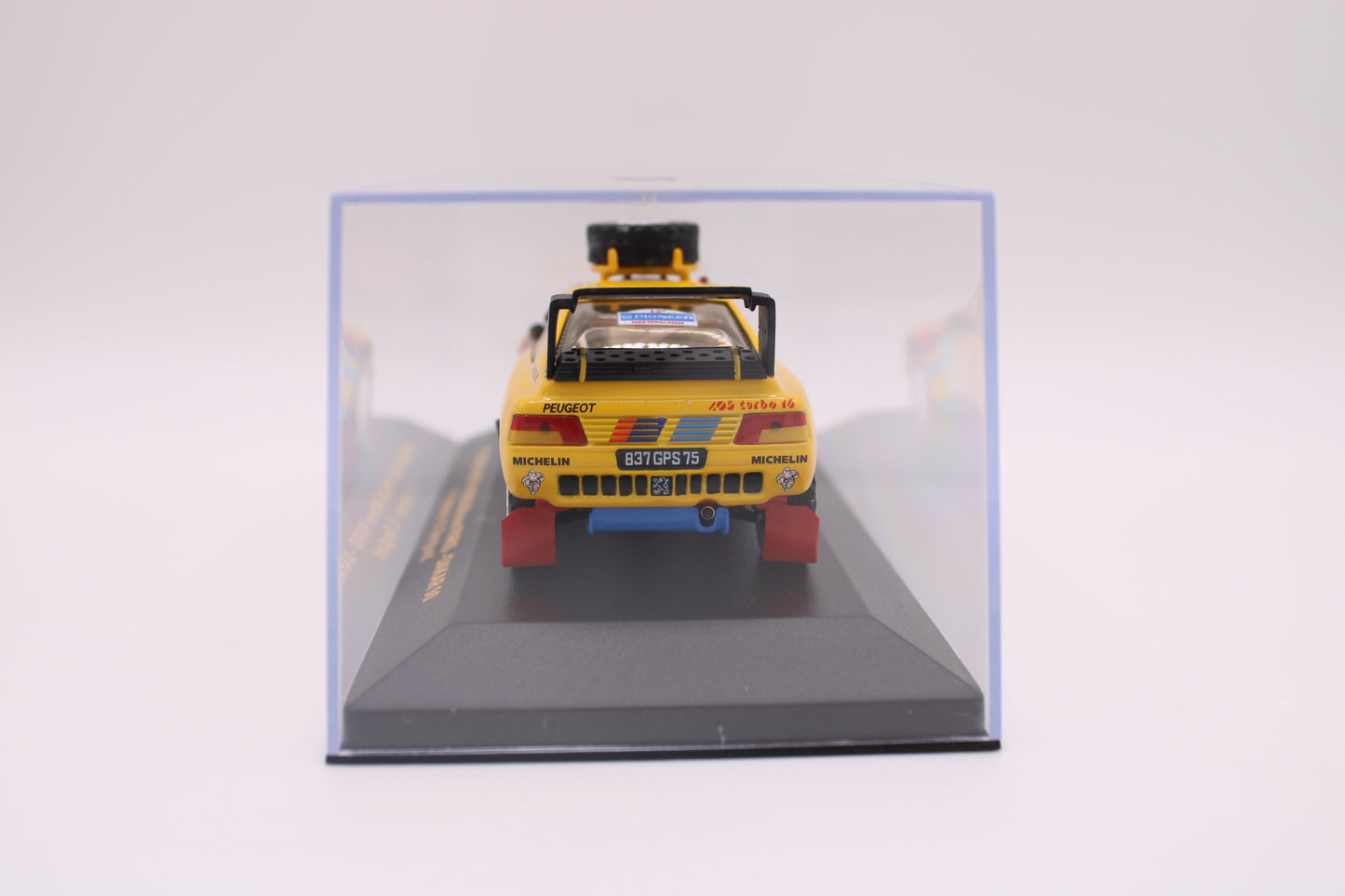 Peugeot 405 T16 #203 - Paris Dakar Rally 1990 - IXO RAC041 - 1/43 Scale Model