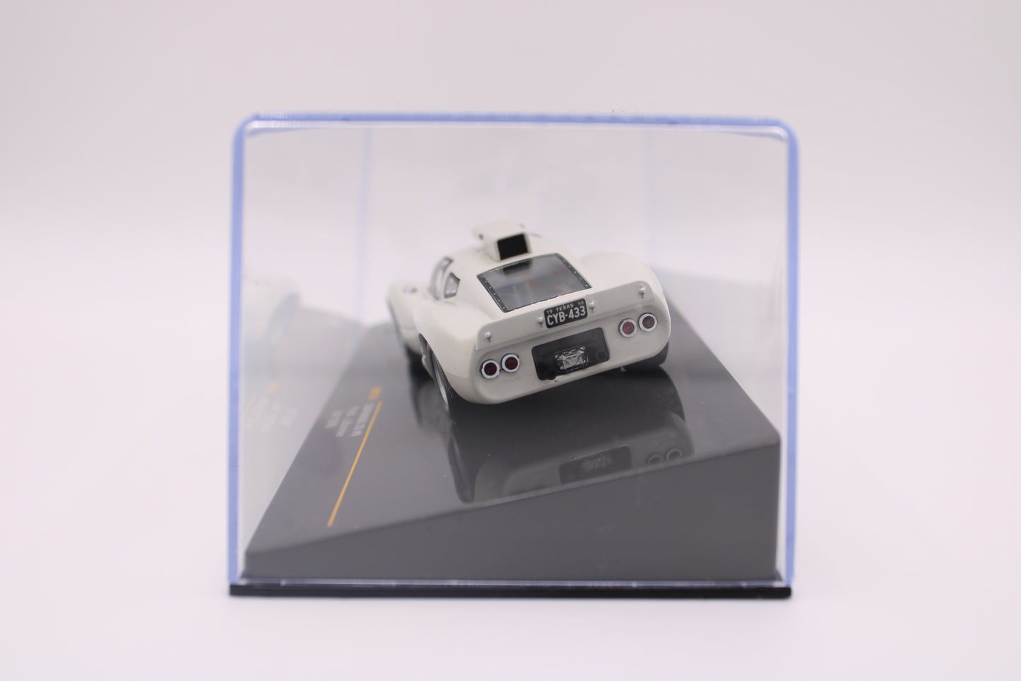 Chaparral 2D #9 - Le Mans 1966 - IXO LMC131 - 1/43 Scale Model