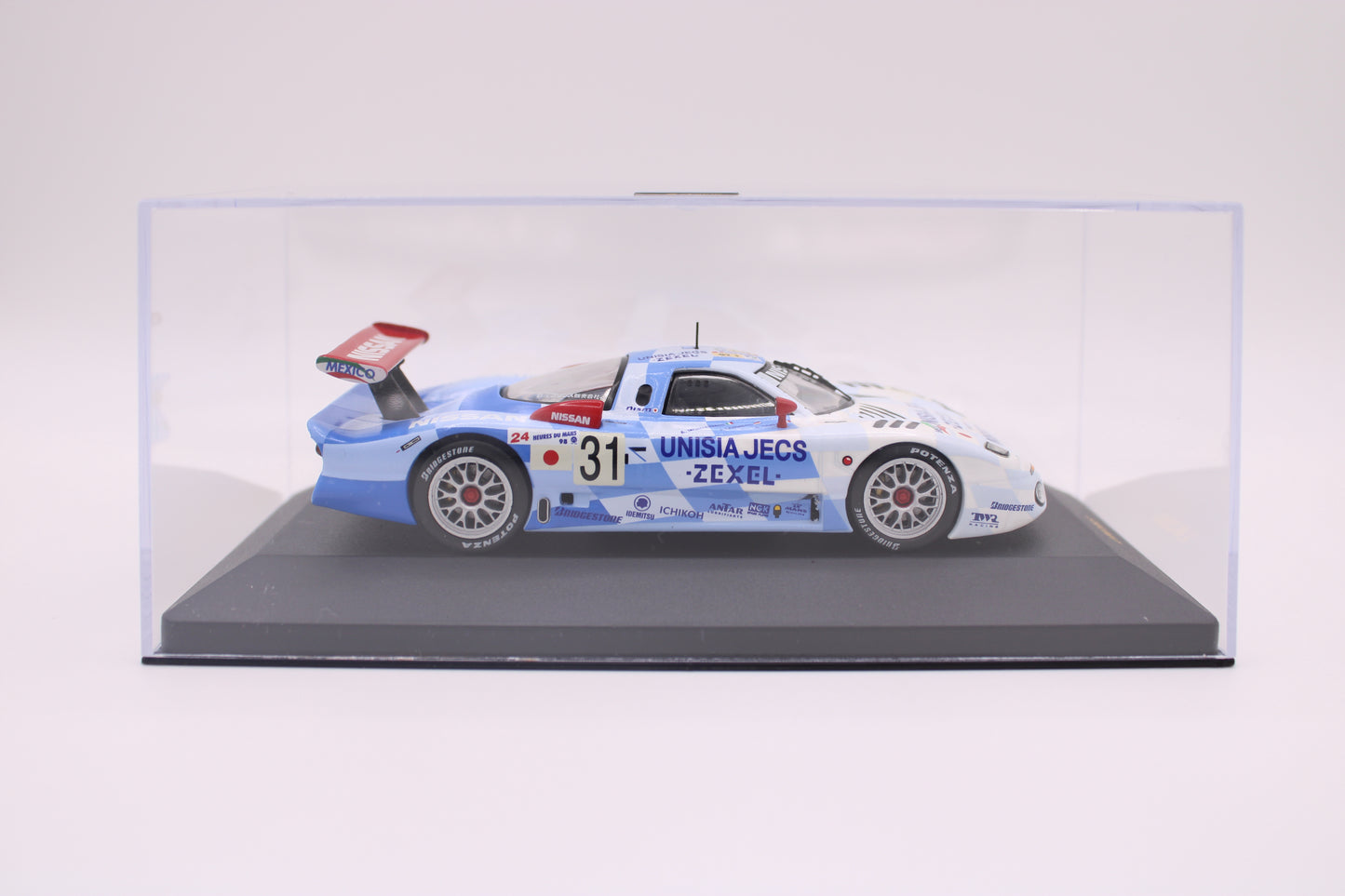 Nissan R390 GT1 "UNISIA JECS" #31 - Le Mans 1998 - IXO LMC065 - 1/43 Scale Model