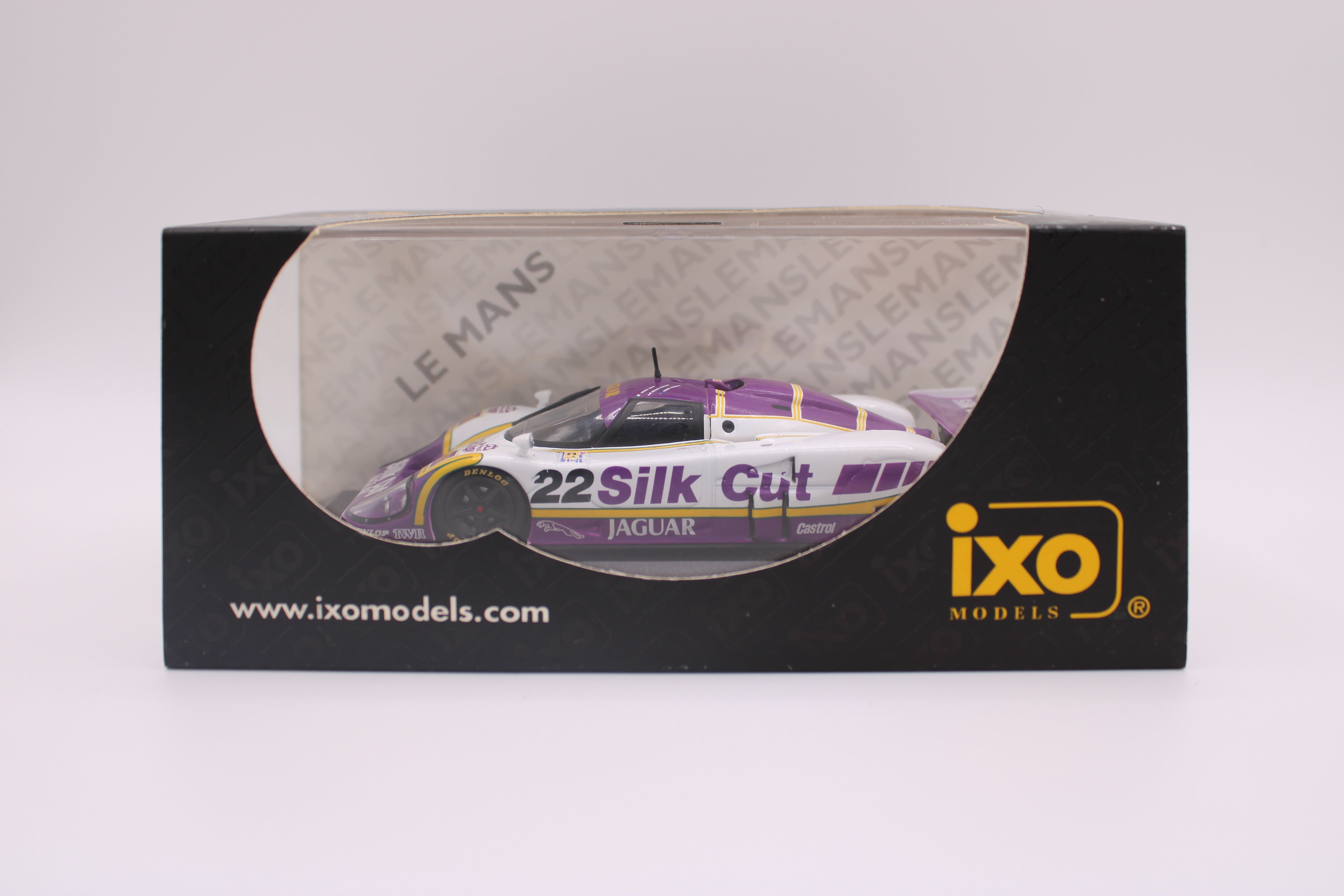 Jaguar XJR 9 