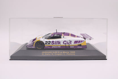 Jaguar XJR 9 "Silk Cut" #22 - Le Mans 1988 - IXO LMC007 - 1/43 Scale Model