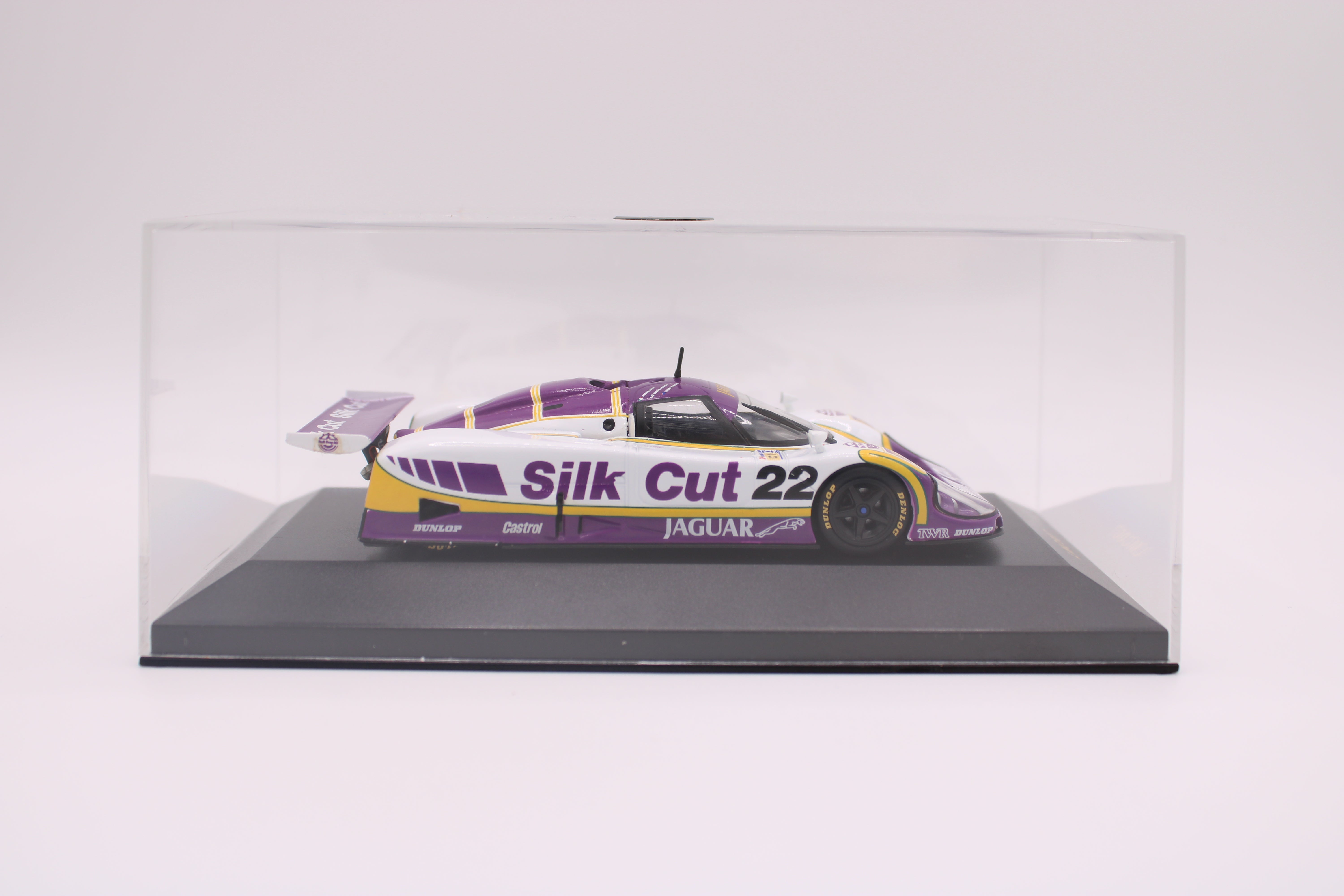 Jaguar XJR 9 