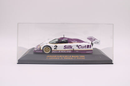 Jaguar XJR12 "Silk Cut" #2 - Le Mans 1990 - IXO LMC016 - 1/43 Scale Model