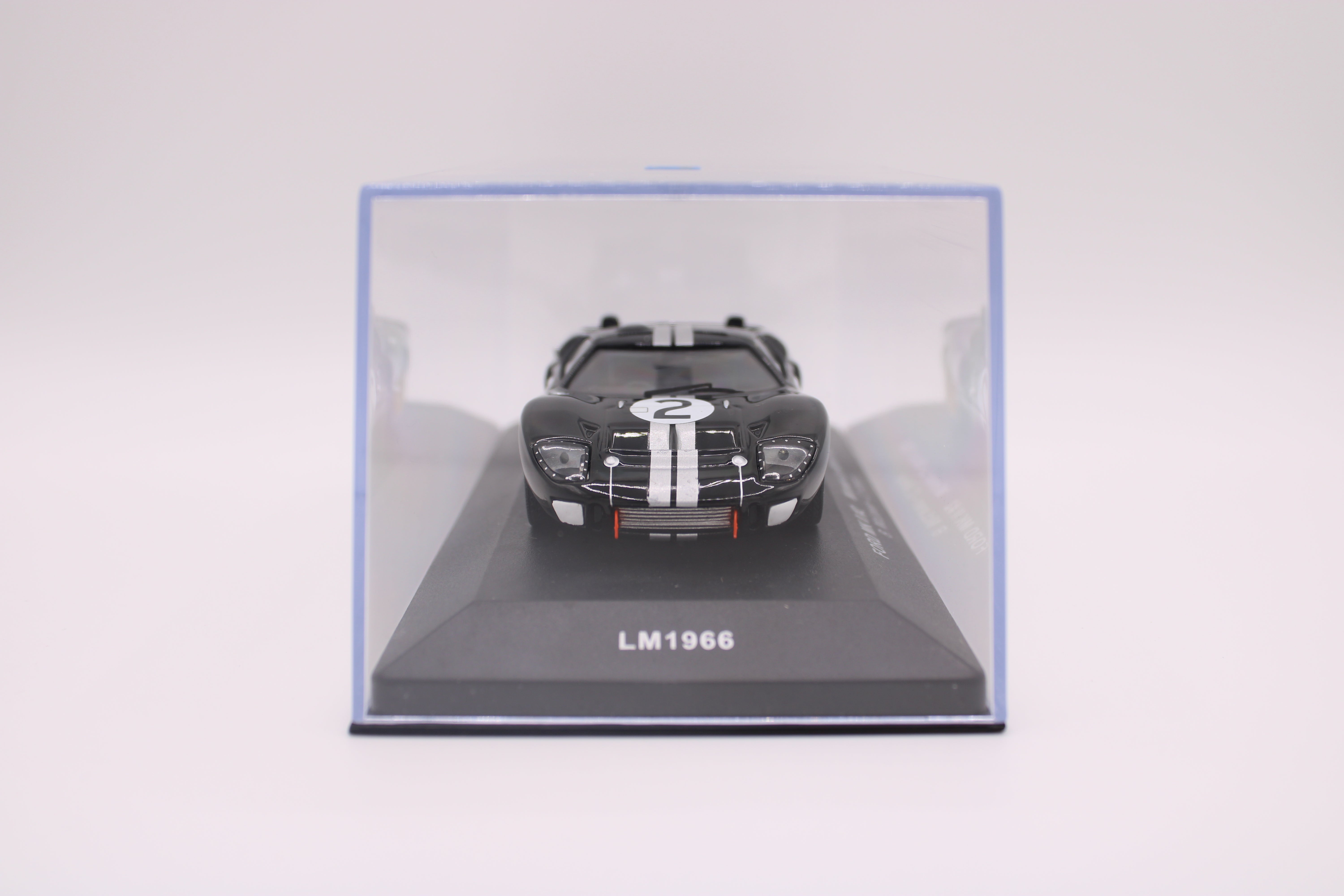 Ford GT 40 Mk II #2 - Winner Le Mans 1966 - IXO - 1/43 Scale Model