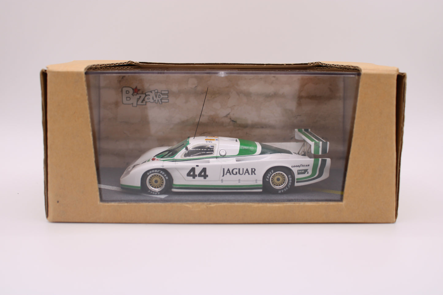 Jaguar XJR-5 #44 - Le Mans 1984 - Bizarre - 1/43 Scale Model