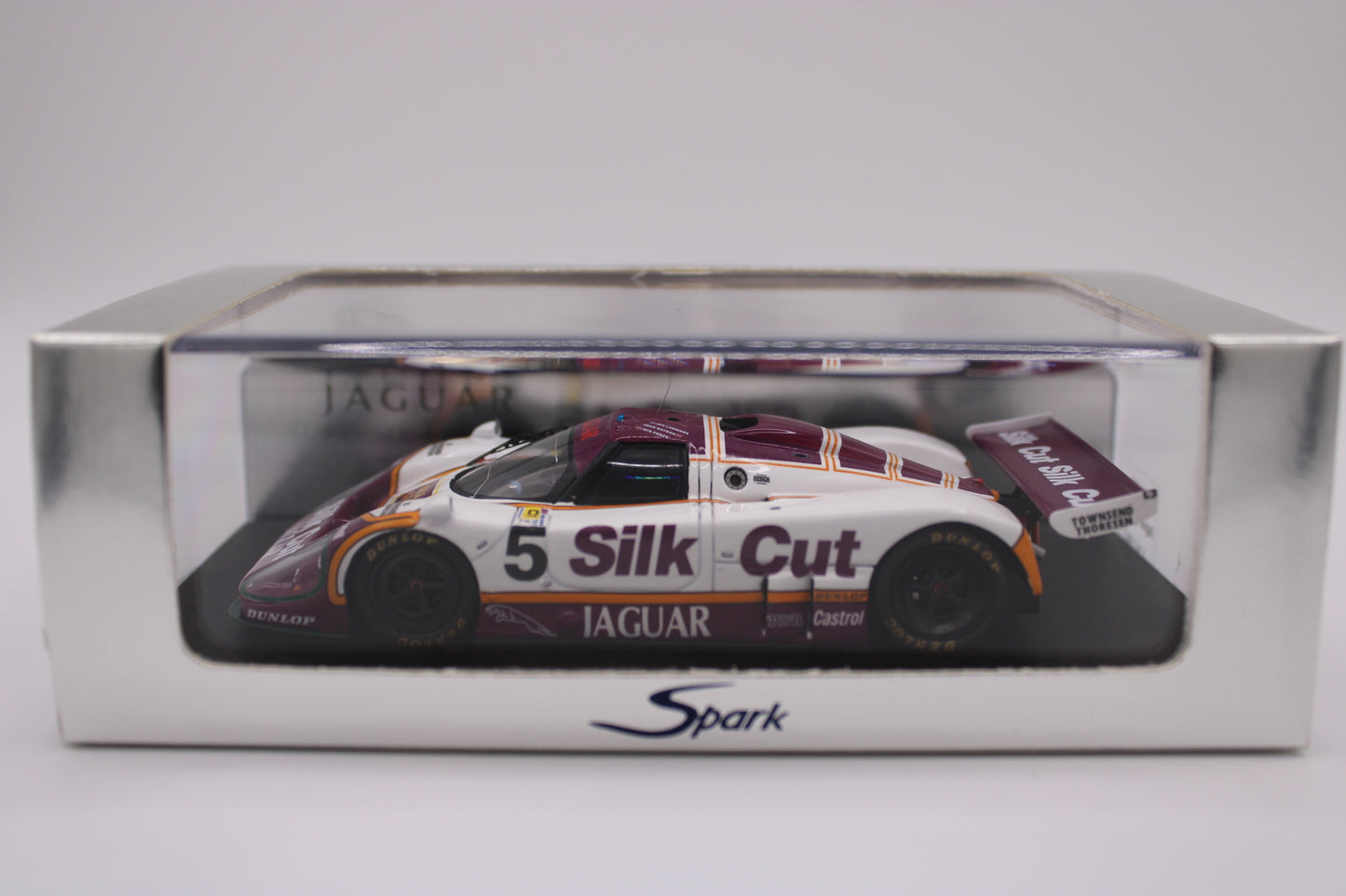 Jaguar XJR 8 "Silk Cut" #5 - Le Mans 1987 - Spark S0759 - 1/43 Scale Model